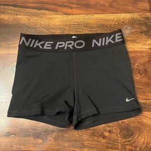 Black Nike Pro size Large